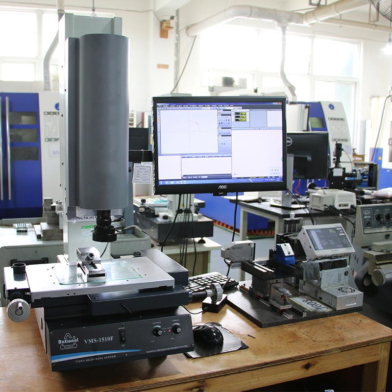 Industrial energy-saving evaporative cooling air conditioner